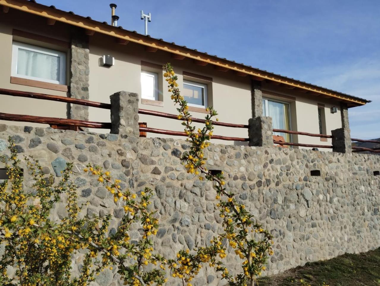 La Mata De Calafate Villa El Calafate Eksteriør bilde